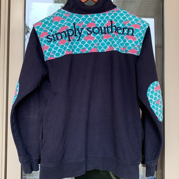 Simply Southern sweatshirt size small, whale and sea turtle design - Picture 6 of 8
